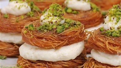عثملية بالقشطة وصفة رمضانية لذيذة