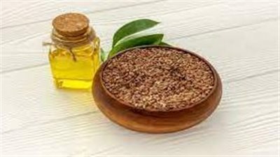زيت الكتان: إكسير سحري للشعر الكثيف والصحي