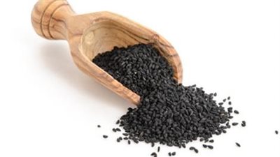 ما هي فوائد تناول الحبة السۏداء على معدة فارغة ؟