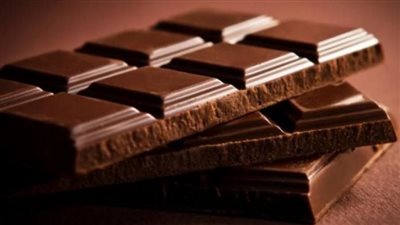 فوائد تناول الشوكولاتة الداكنة يوميًا