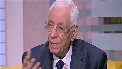 حسام موافي يكشف عن طريقة لتفتيت الدهون بدون حركة
